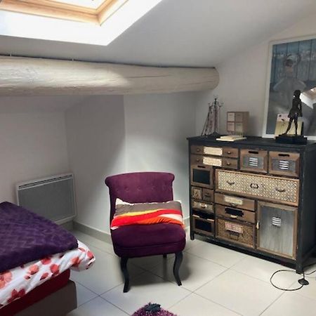 Apartamento Loft Au Coeur De Nimes Exterior foto